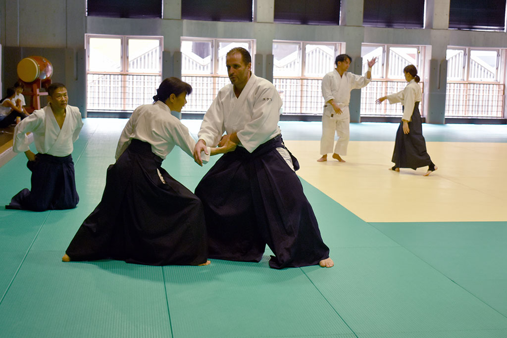 Paying attention to weight distribution during the technique.