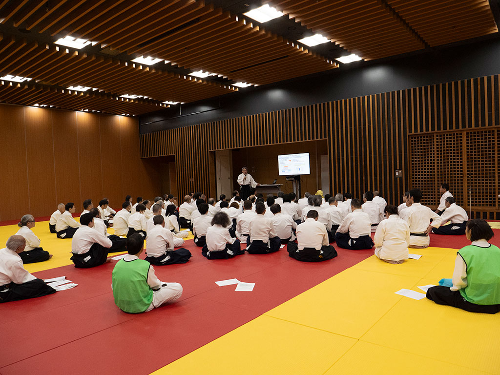 Kanagawa Prefecture Aikido Federation Getting Ready to Teach Aikido in Junior High Schools